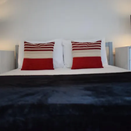Mak Serviced 2 Apartment Leeds (West Yorkshire)